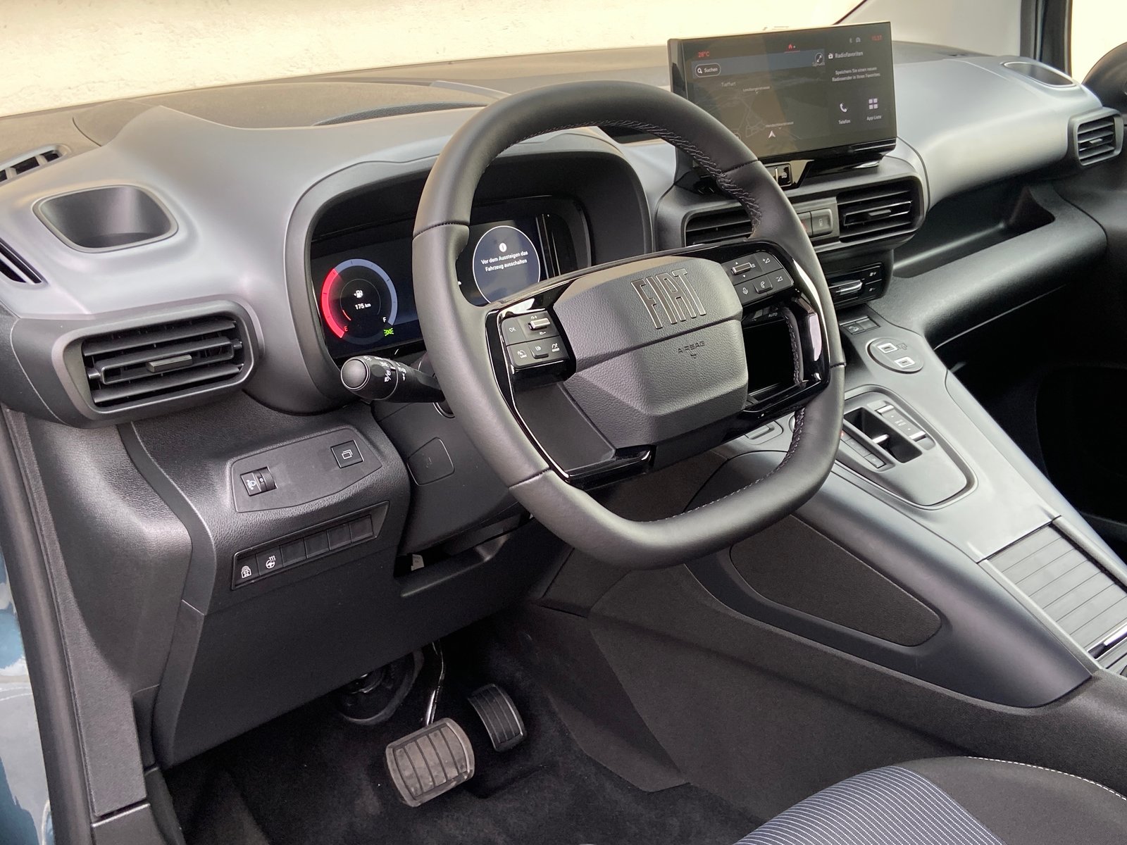 FIAT Qubo L 1.5 D La Prima 7-Sitzer, Diesel, Auto nuove, Automatico - 5