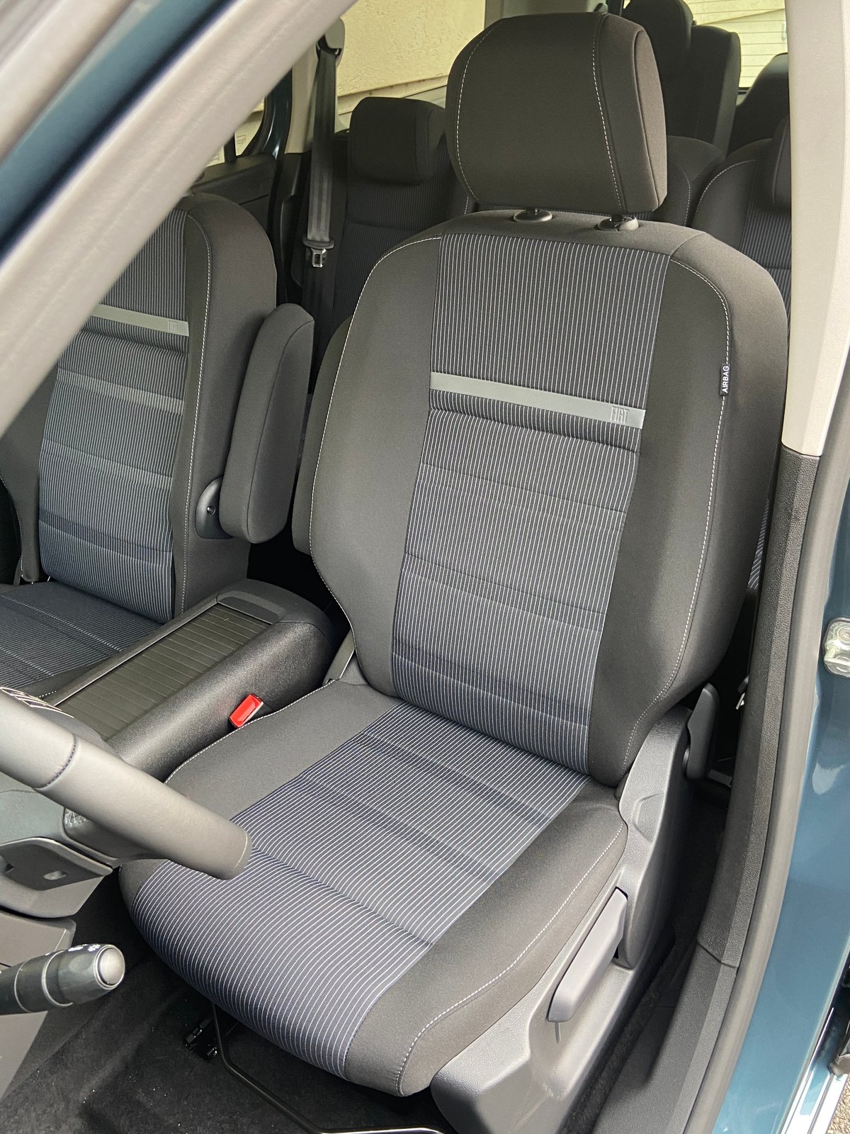 FIAT Qubo L 1.5 D La Prima 7-Sitzer, Diesel, Auto nuove, Automatico - 6