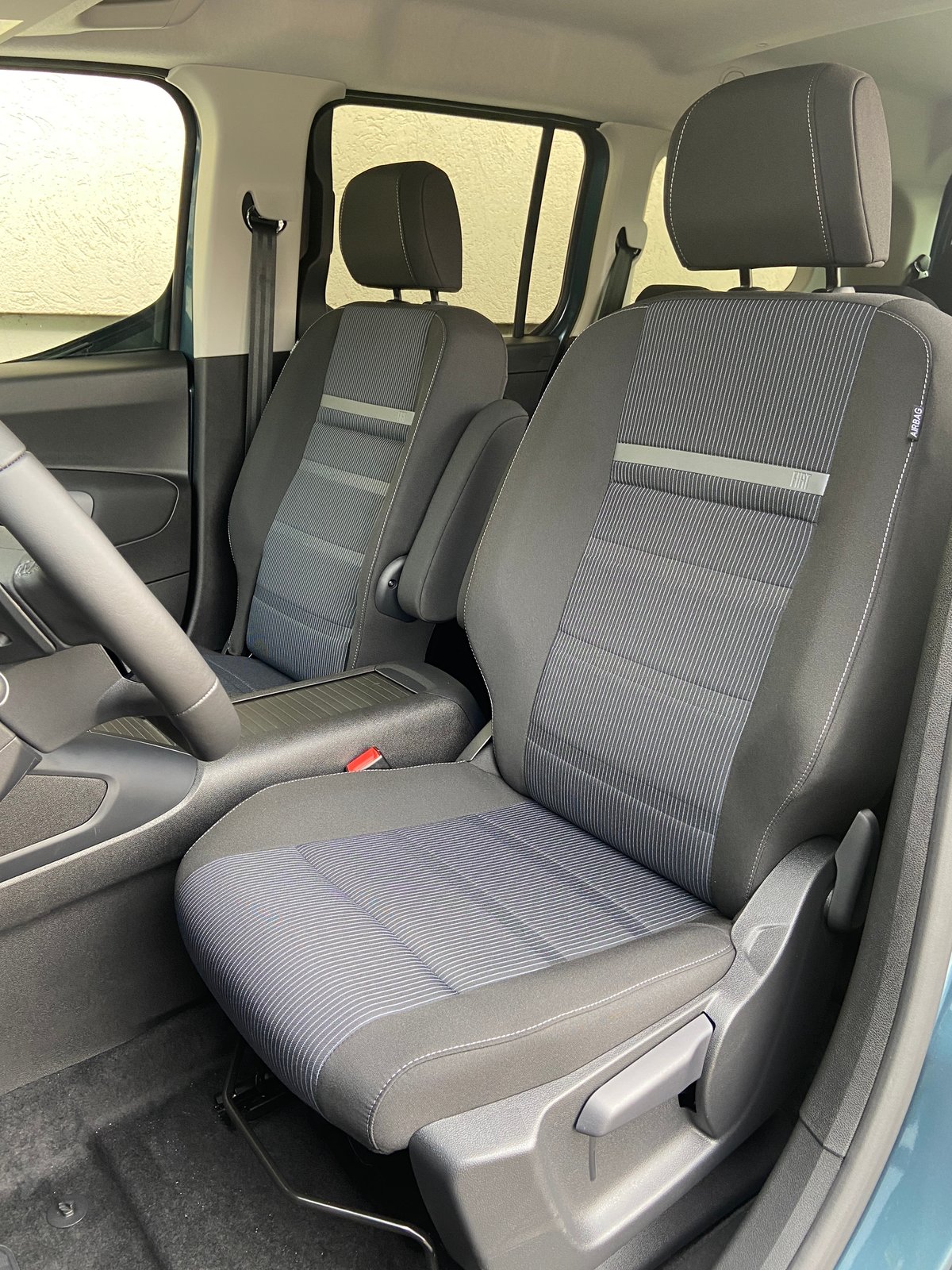 FIAT Qubo L 1.5 D La Prima 7-Sitzer, Diesel, Auto nuove, Automatico - 7