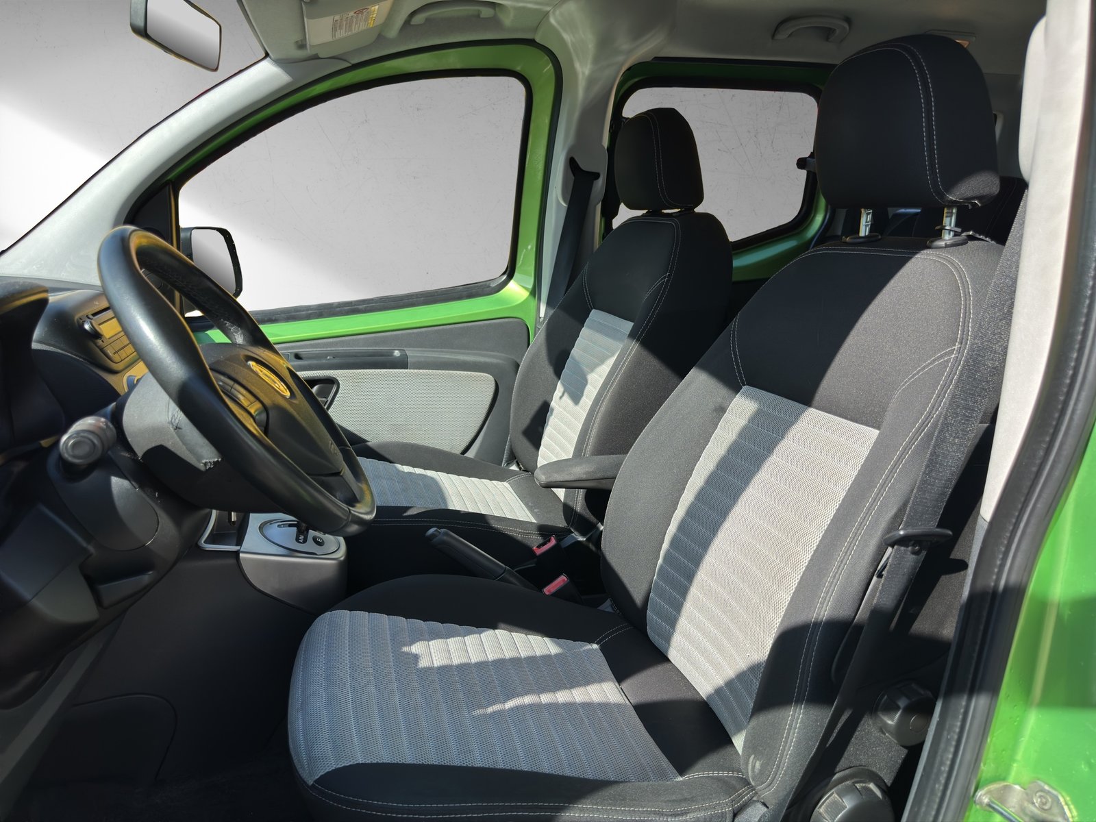 FIAT Qubo 1.3 JTD Dynamic Dualogic, Diesel, Occasion / Utilisé, Automatique - 6