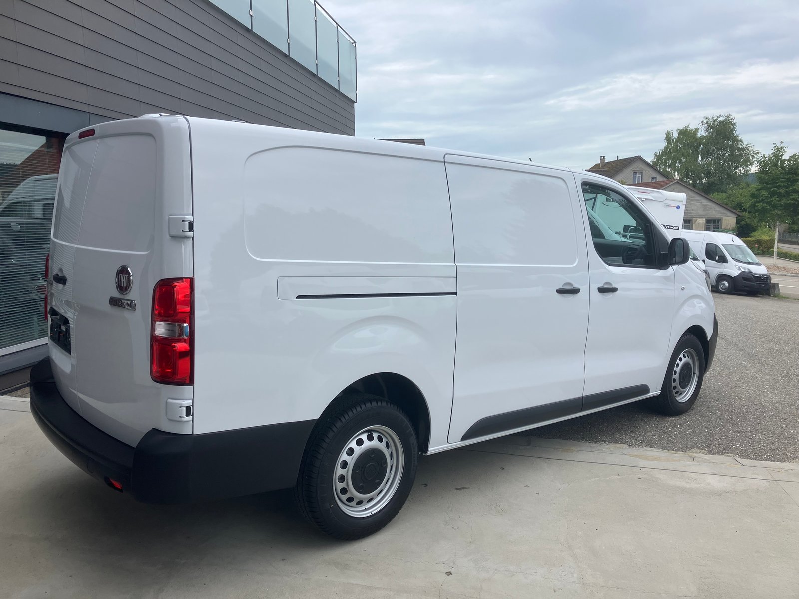 FIAT Scudo 2.0 MJ L3 Pro Worker AT, Diesel, Second hand / Used, Automatic - 4