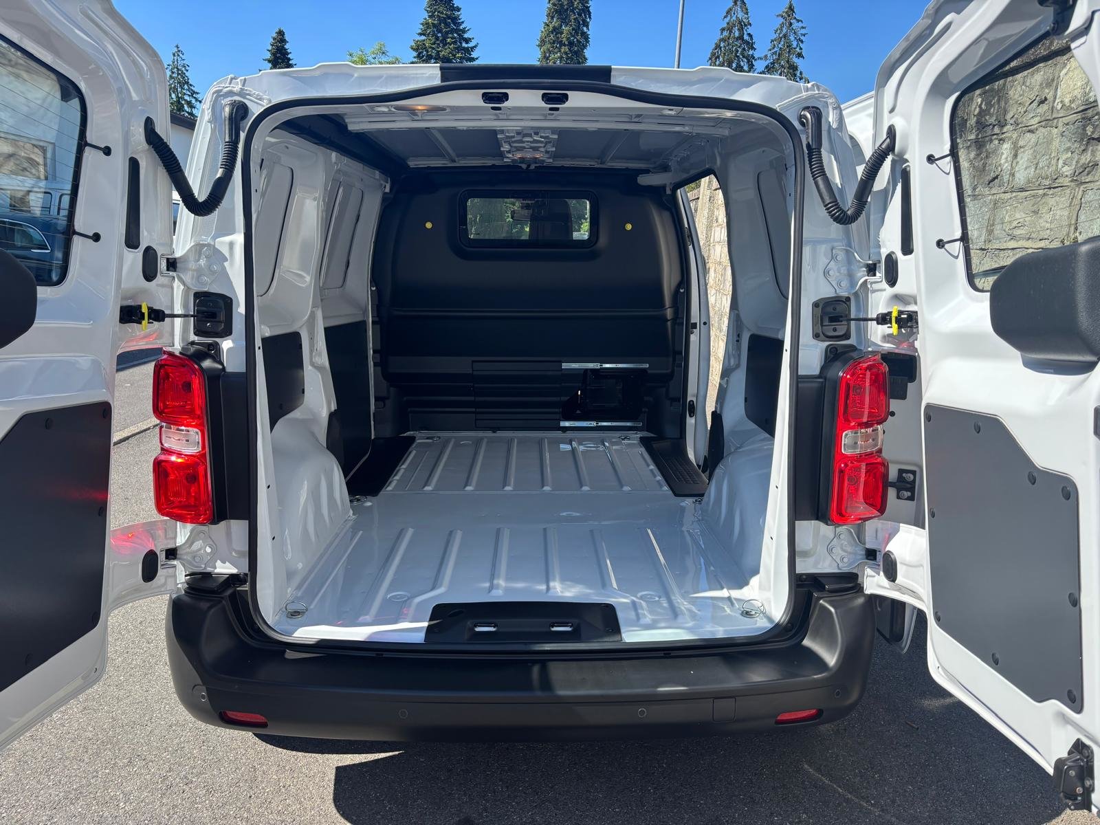 FIAT E-Scudo 50kWh L2 Pro Swiss Plus, Électrique, Occasion / Utilisé, Automatique - 5