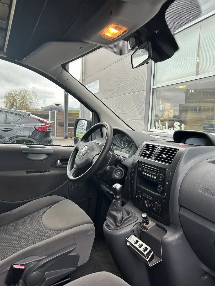 FIAT Scudo 2.0 MJ Panorama Family, Diesel, Occasion / Gebraucht, Handschaltung - 3
