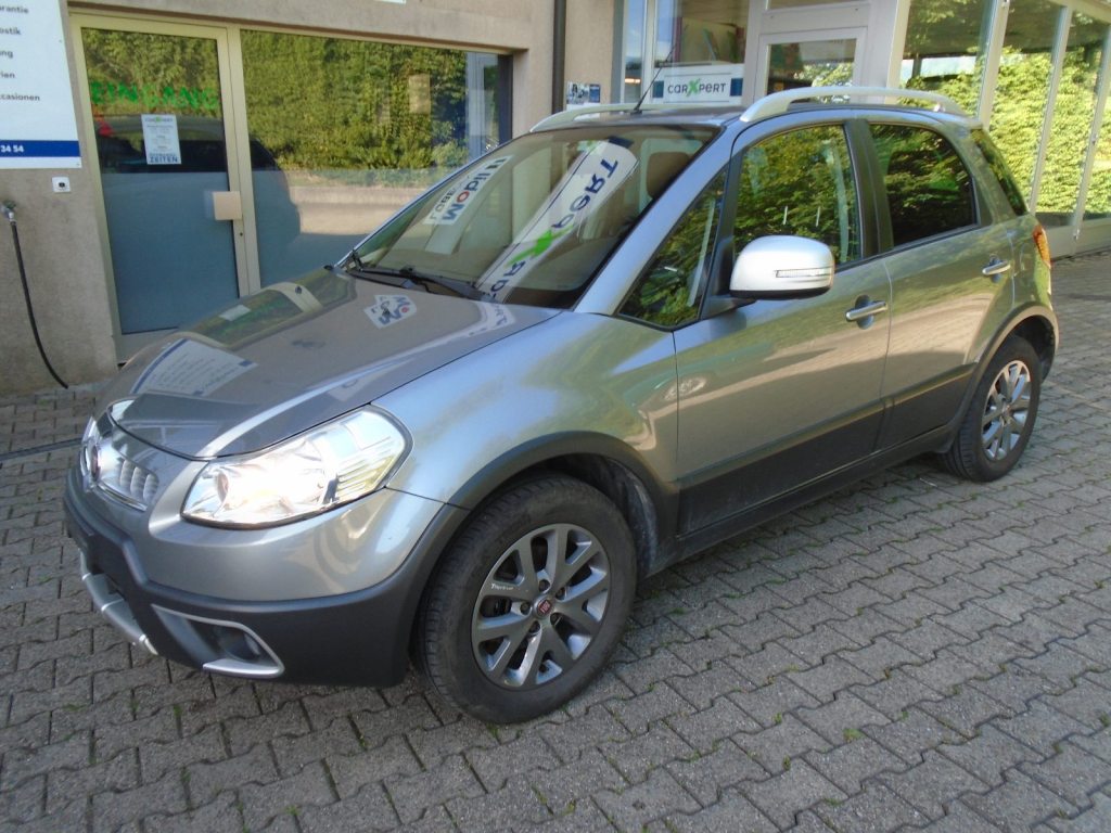 FIAT SEDICI 1.6 16V Emotion