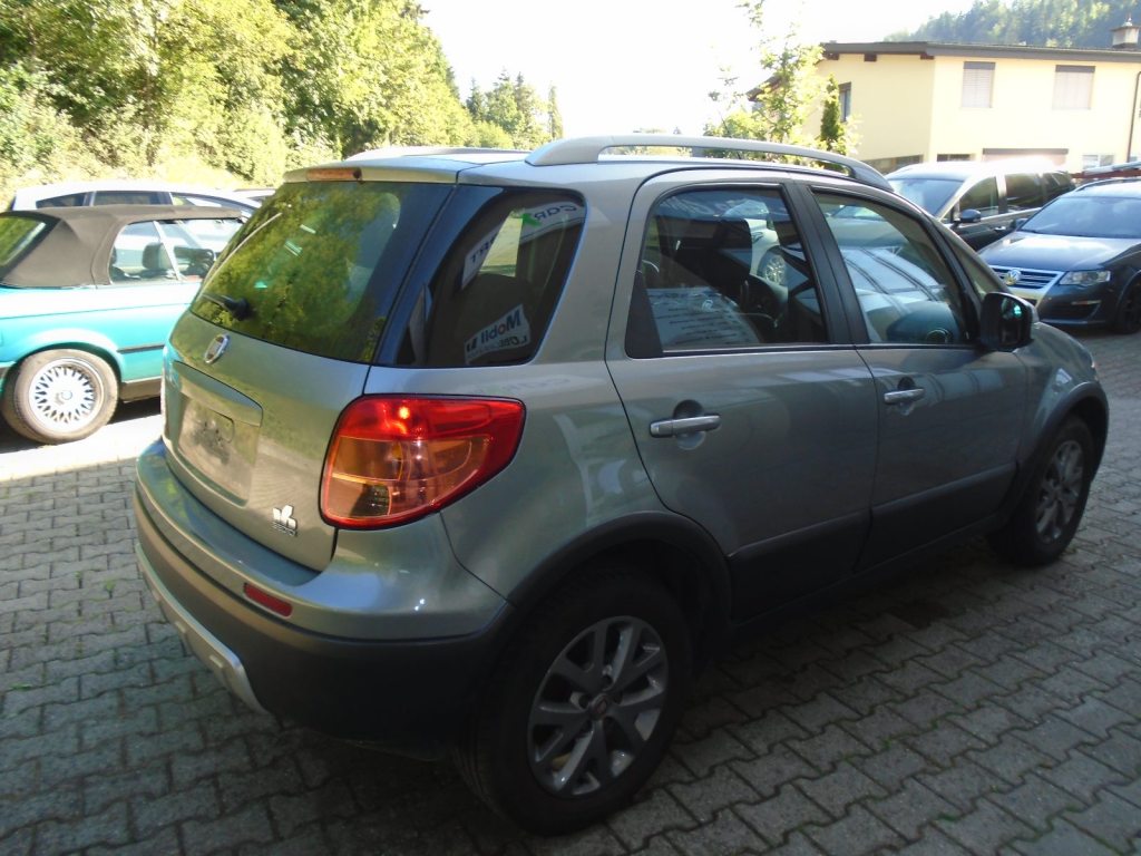FIAT SEDICI 1.6 16V Emotion, Essence, Occasion / Utilisé, Manuelle - 3