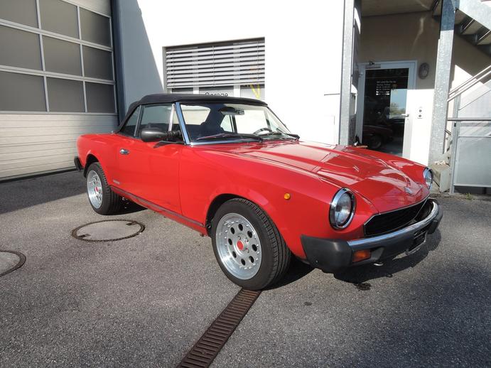 FIAT Spider 124 DS Europa 2.0 i.e., Benzina, Occasioni / Usate, Manuale