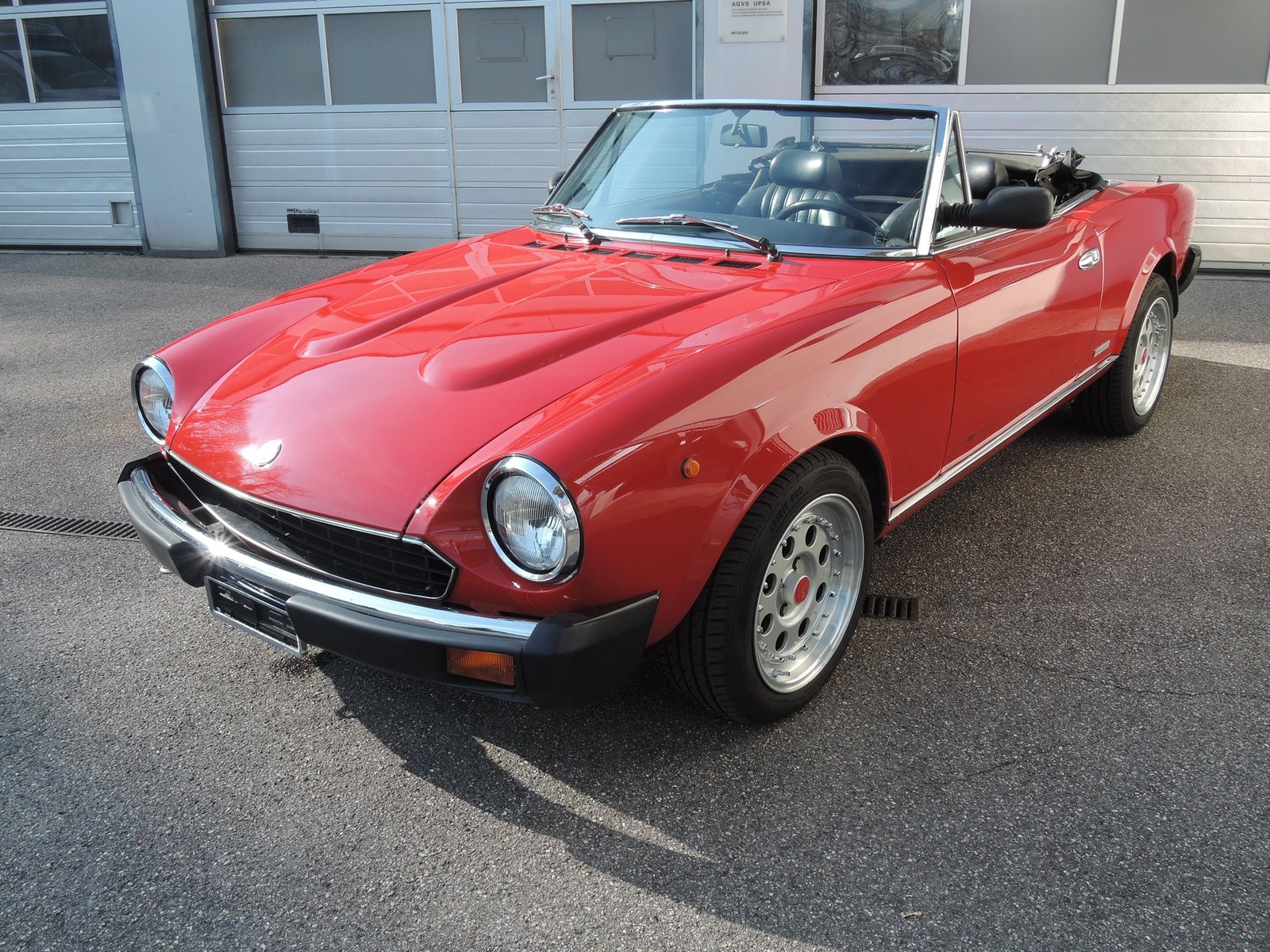 FIAT Spider 124 DS Europa 2.0 i.e., Petrol, Second hand / Used, Manual - 6