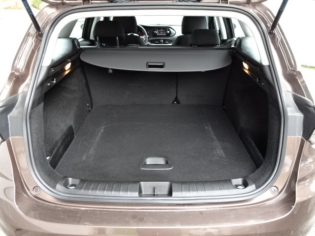 FIAT Tipo SW 1.4 Street, Essence, Occasion / Utilisé, Manuelle - 7