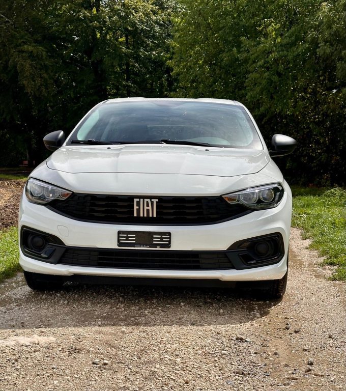 FIAT TIPO 1.5 Hybrid Swiss Cross