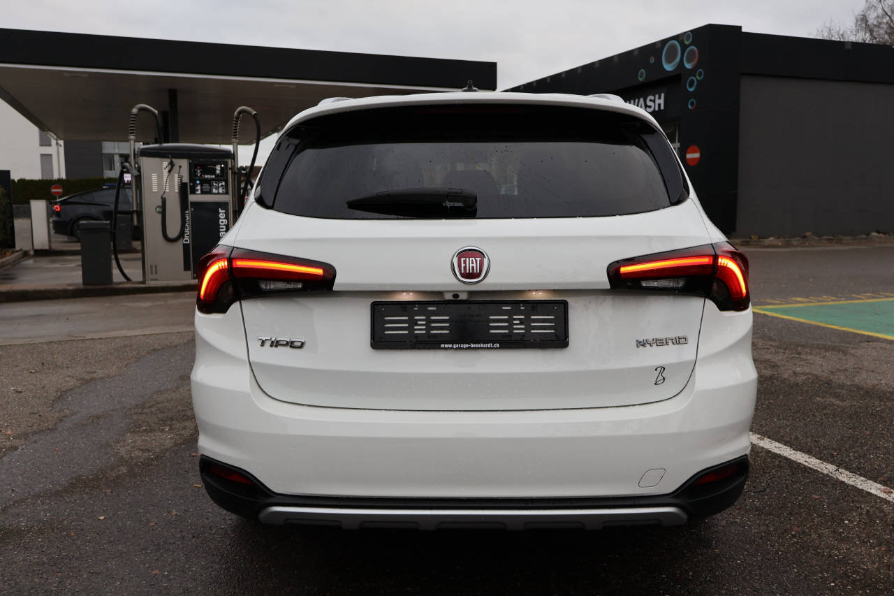 FIAT Tipo SW 1.5 Hybrid Cross, Mild-Hybrid Petrol/Electric, Second hand / Used, Automatic - 4