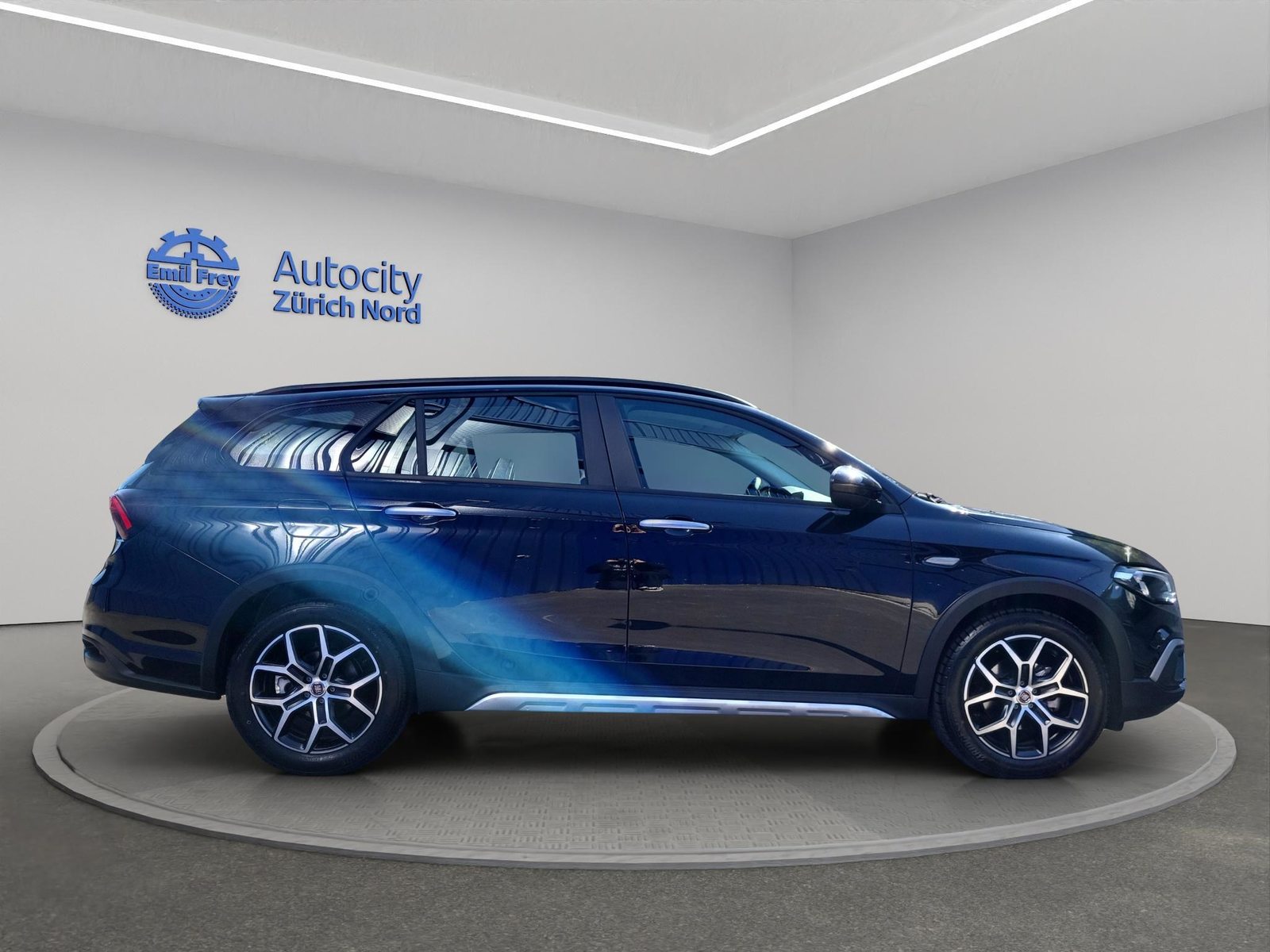 FIAT Tipo SW 1.5 Hybrid Swiss Cross, Mild-Hybrid Benzin/Elektro, Occasion / Gebraucht, Automatik - 3