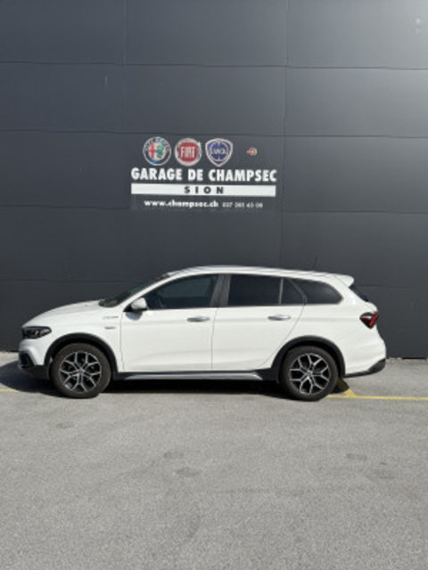 FIAT Tipo SW 1.5 Hyb Cross, Mild-Hybrid Benzin/Elektro, Occasion / Gebraucht, Automatik - 3
