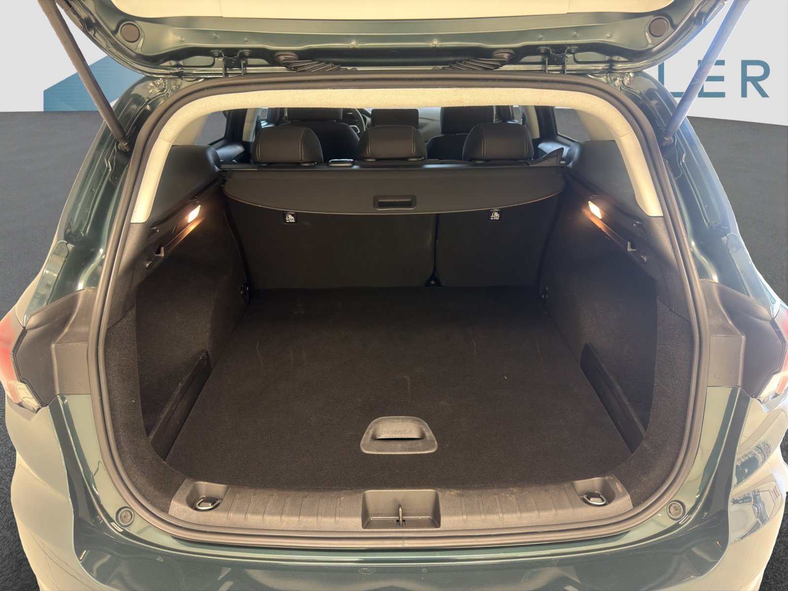 FIAT TIPO SW 1.5 Hybrid Swiss Cross, Hybride Léger Essence/Électricité, Occasion / Utilisé, Automatique - 7