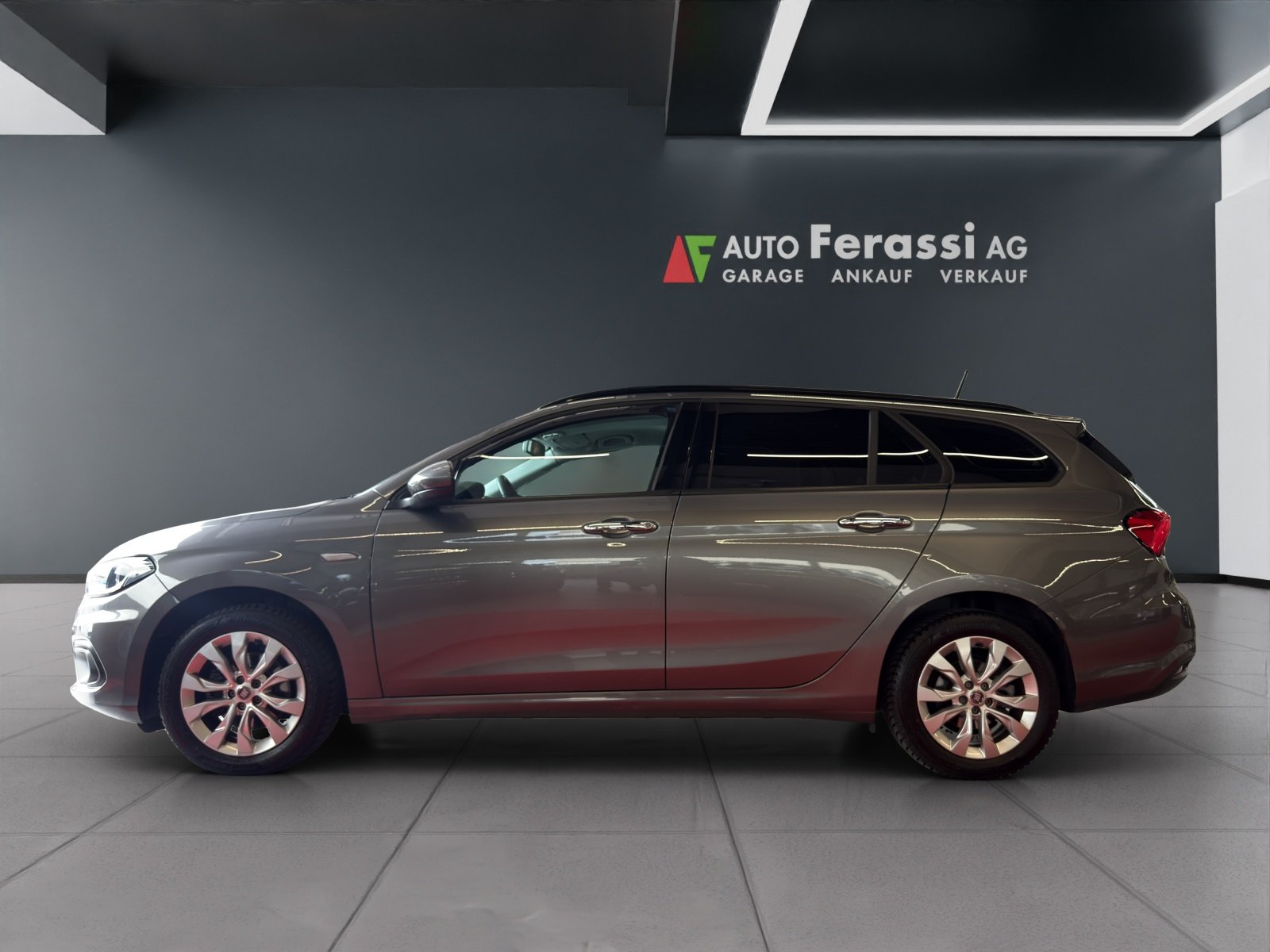 FIAT Tipo 1.6MJ Station Wagon Lounge DCT, Diesel, Second hand / Used, Automatic - 2