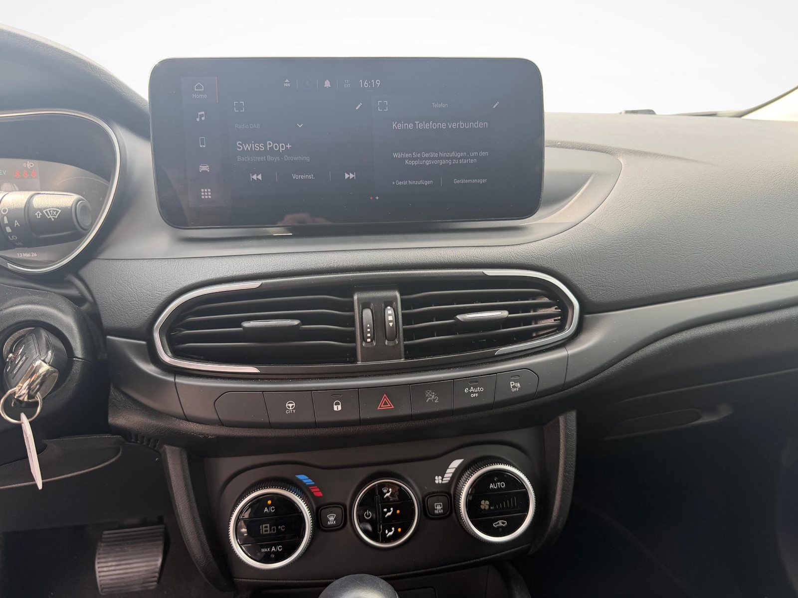 FIAT Tipo SW 1.5 Hybrid Cross, Mild-Hybrid Benzin/Elektro, Occasion / Gebraucht, Automatik - 7