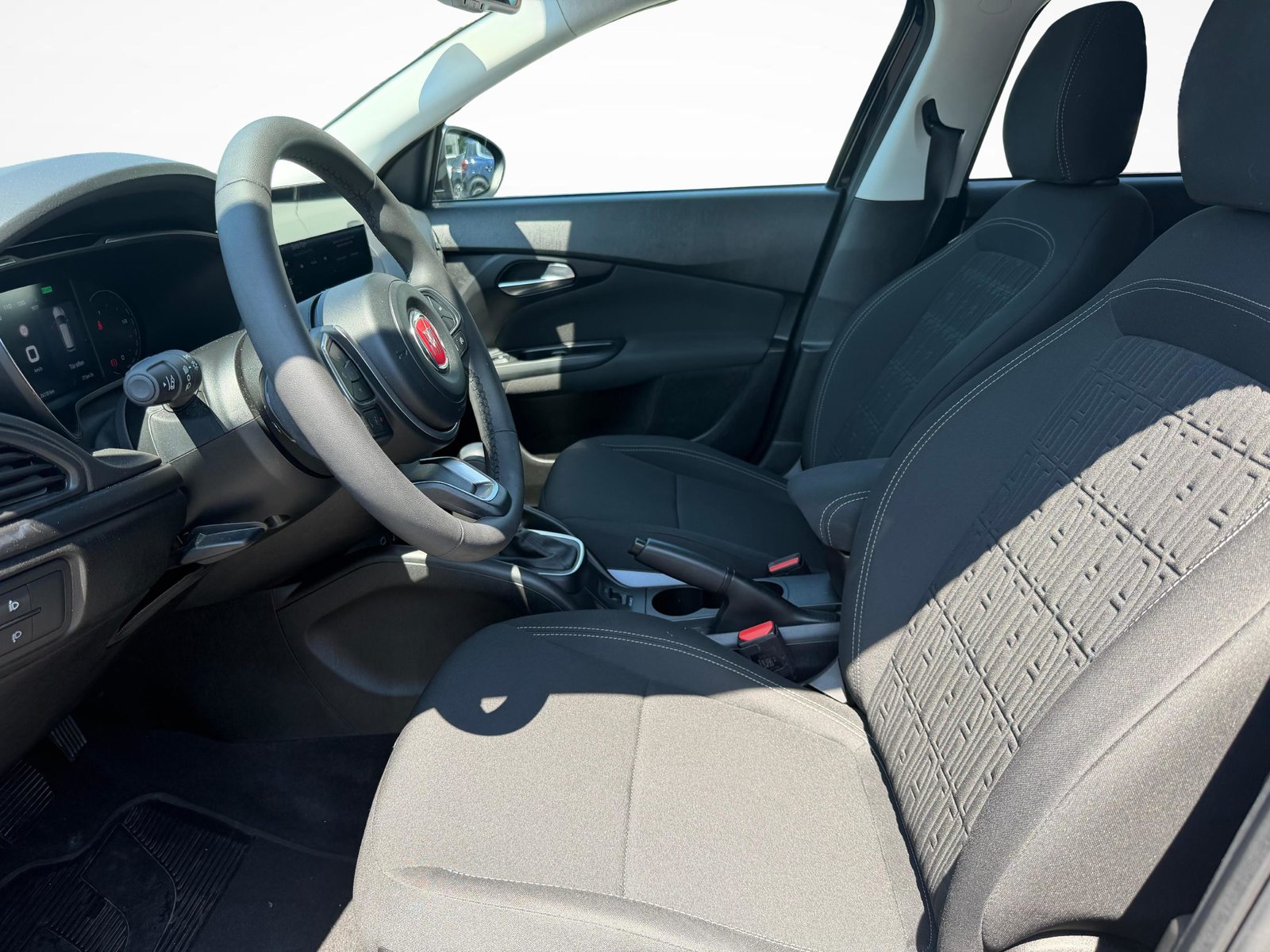 FIAT Tipo SW 1.5 Hybrid Swiss Cross, Hybride Léger Essence/Électricité, Occasion / Utilisé, Automatique - 2