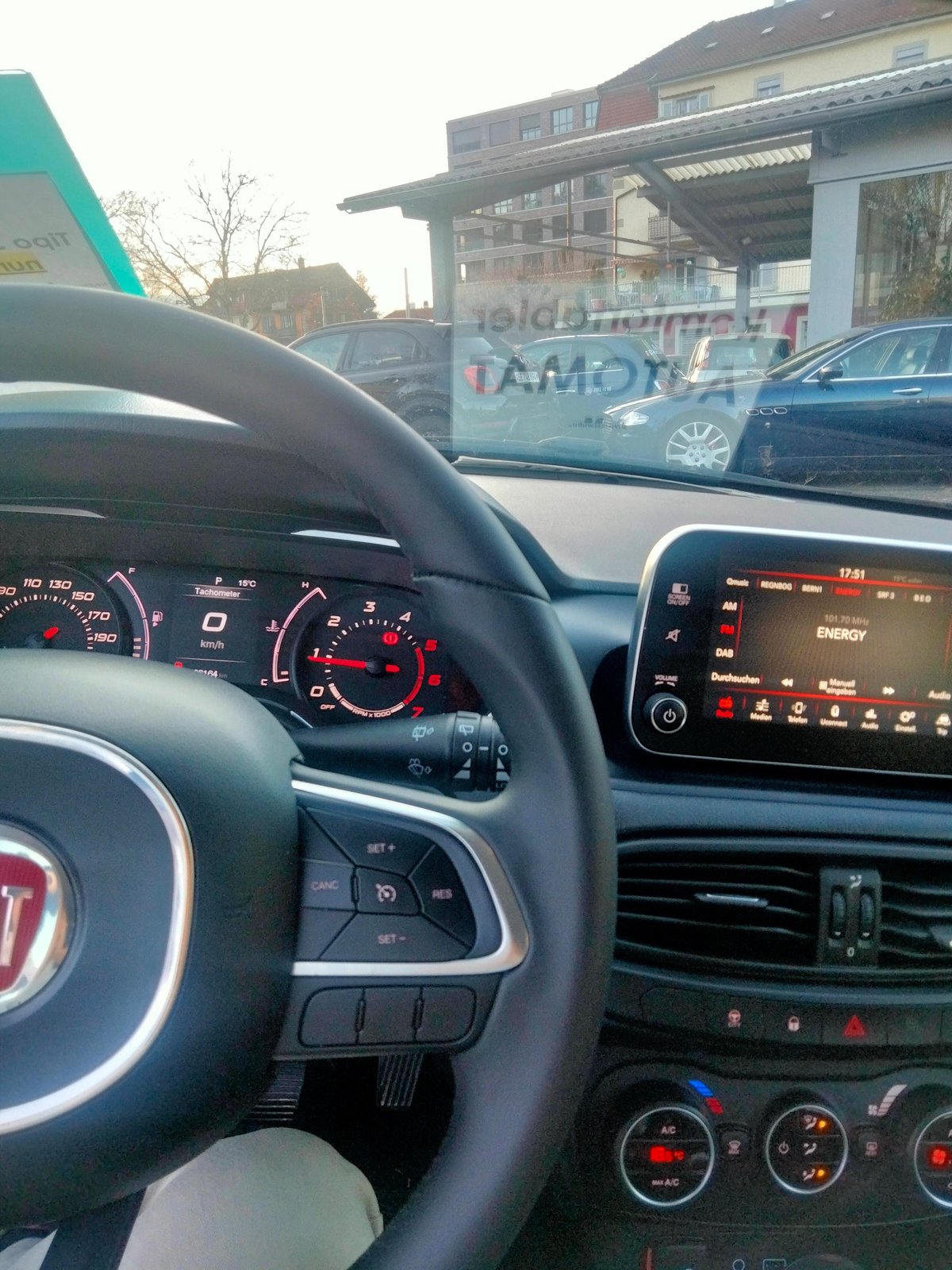 FIAT Tipo 1.6MJ Station Wagon Lounge DCT, Diesel, Occasion / Gebraucht, Automatik - 4