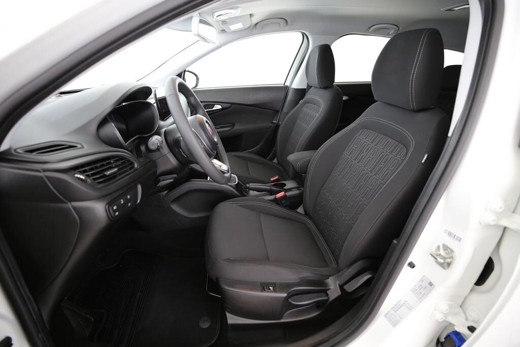 FIAT Tipo SW 1.5 Hybrid Swiss Edition, Hybride Leggero Benzina/Elettrica, Occasioni / Usate, Automatico - 4