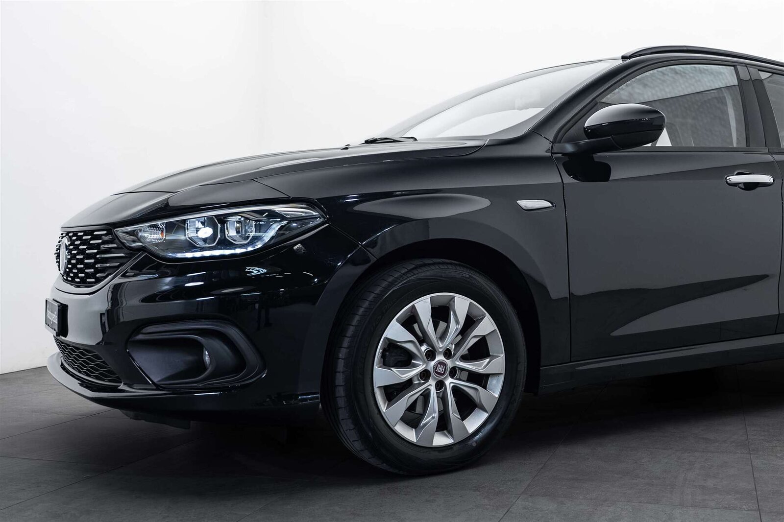 FIAT Tipo 1.6MJ Station Wagon Lounge, Diesel, Second hand / Used, Manual - 2