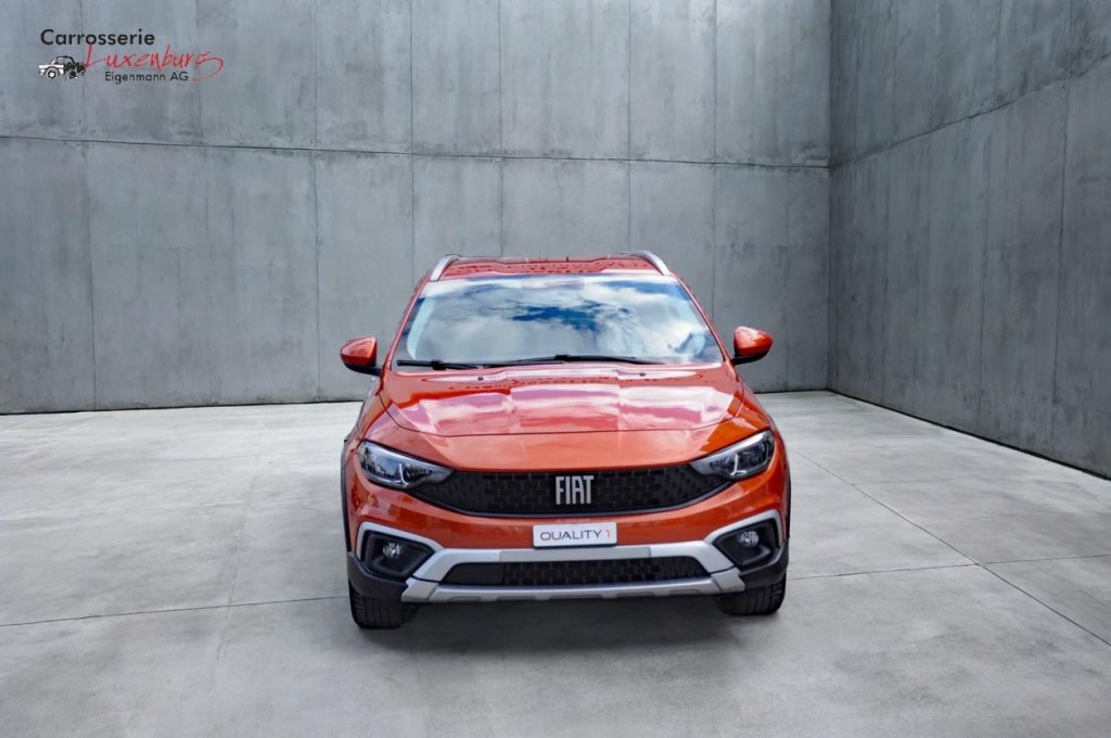 FIAT Tipo 1.5 Hybrid Station Wagon Cross, Mild-Hybrid Petrol/Electric, Second hand / Used, Automatic - 2