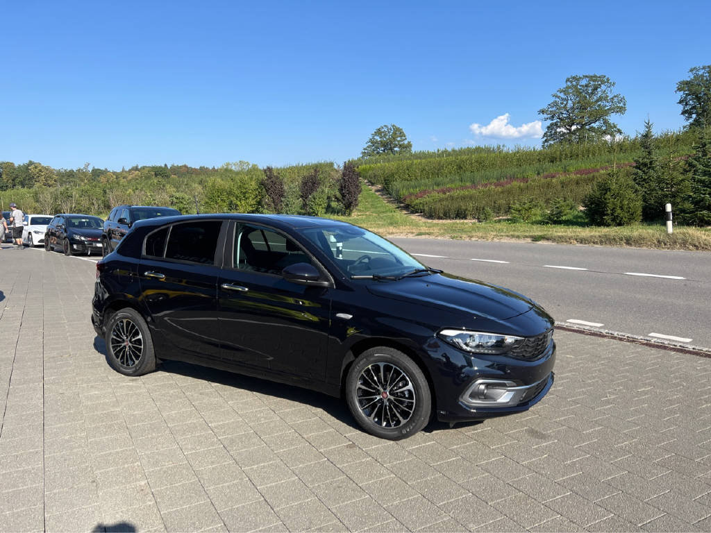 FIAT Tipo 1.5 Hybrid Swiss Edition, Mild-Hybrid Petrol/Electric, Second hand / Used, Automatic - 2