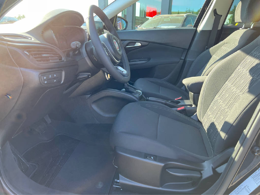 FIAT Tipo 1.5 Hybrid Swiss Edition, Mild-Hybrid Petrol/Electric, Second hand / Used, Automatic - 5