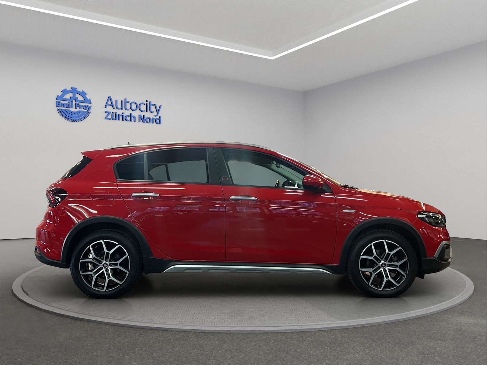 FIAT Tipo 1.6 MultiJet Cross, Diesel, Occasion / Utilisé, Manuelle - 5