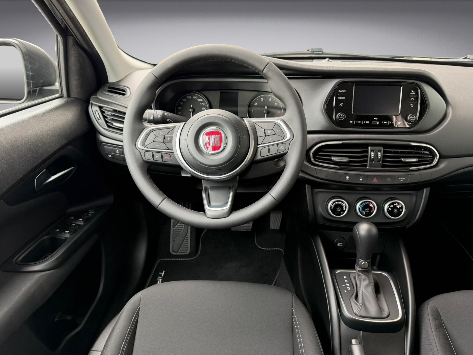 FIAT Tipo Hybrid 1.5 Cult, Essence, Occasion / Utilisé, Automatique - 7