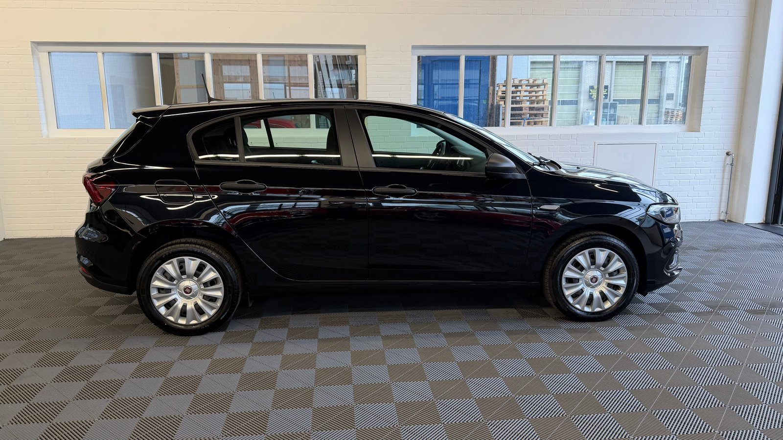 FIAT Tipo Hybrid 1.5 130 PS Cult * AUTOMAT * PDC HINTEN*, Essence, Occasion / Utilisé, Automatique - 2