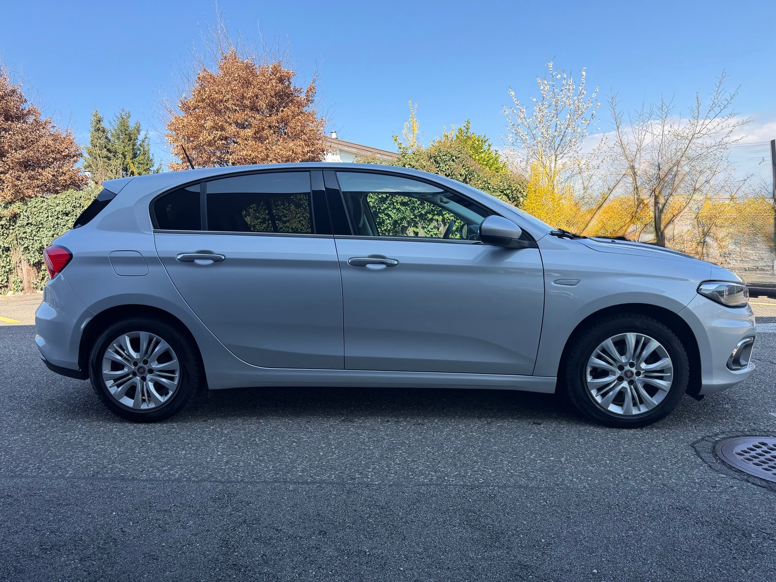 FIAT Tipo 1.4 T-Jet Lounge, Benzin, Occasion / Gebraucht, Handschaltung - 2