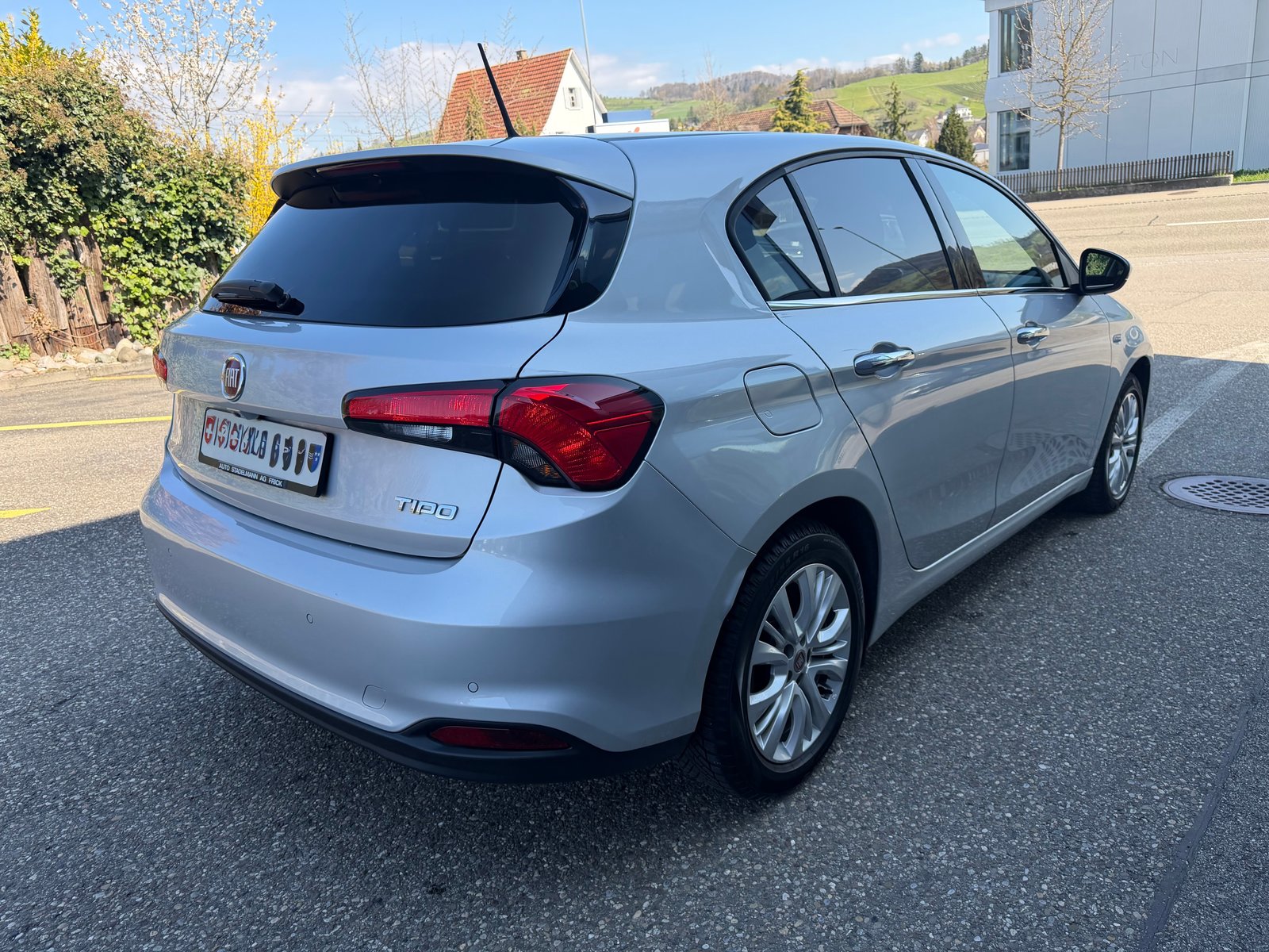 FIAT Tipo 1.4 T-Jet Lounge, Benzin, Occasion / Gebraucht, Handschaltung - 3