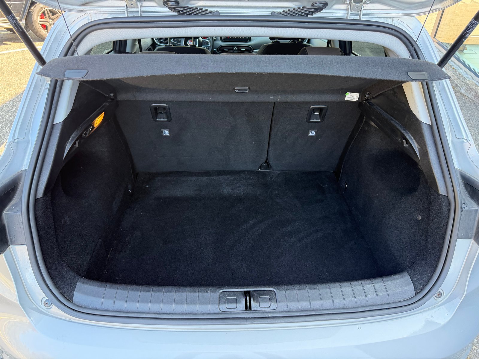 FIAT Tipo 1.4 T-Jet Lounge, Benzin, Occasion / Gebraucht, Handschaltung - 5