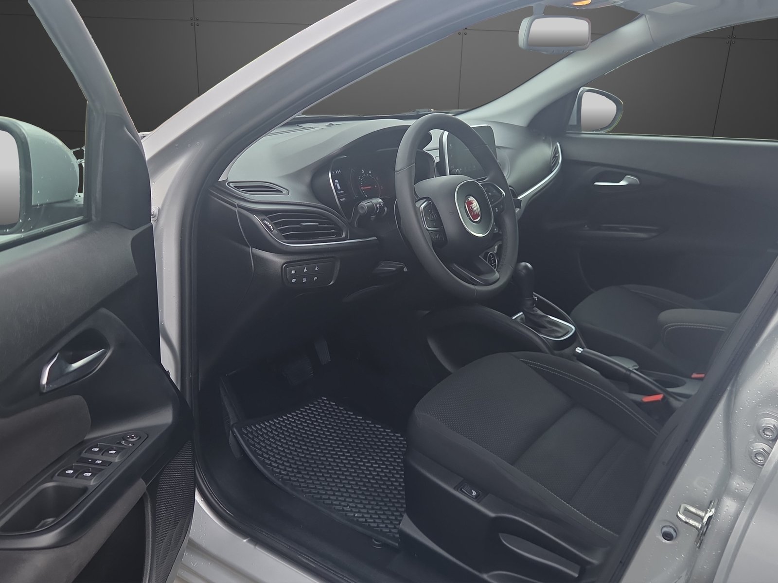 FIAT Tipo 1.6MJ Lounge DCT-6, Diesel, Second hand / Used, Automatic - 6