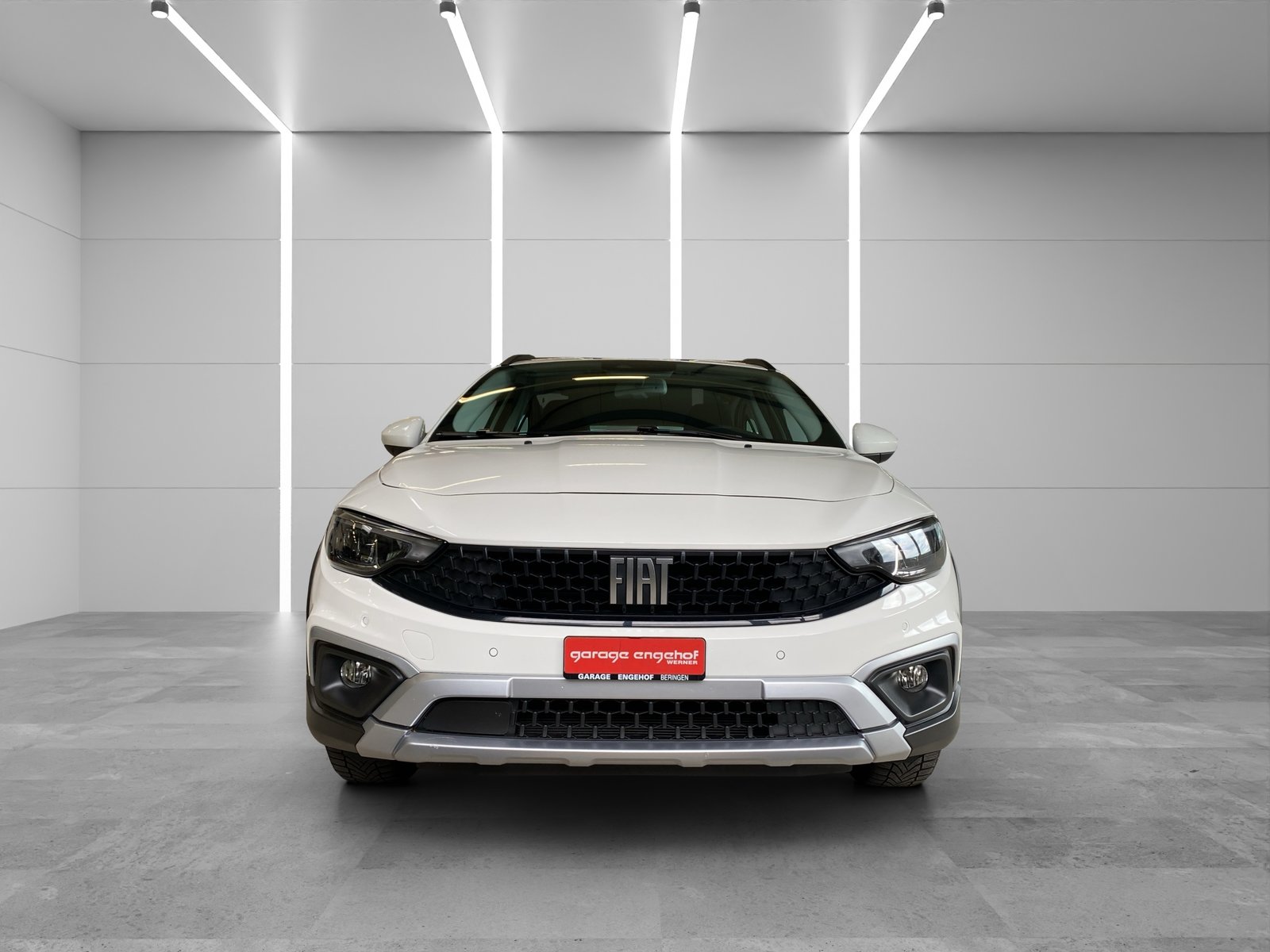 FIAT Tipo Hybrid 1.5 Swiss Edition Cross, Mild-Hybrid Petrol/Electric, Second hand / Used, Automatic - 2