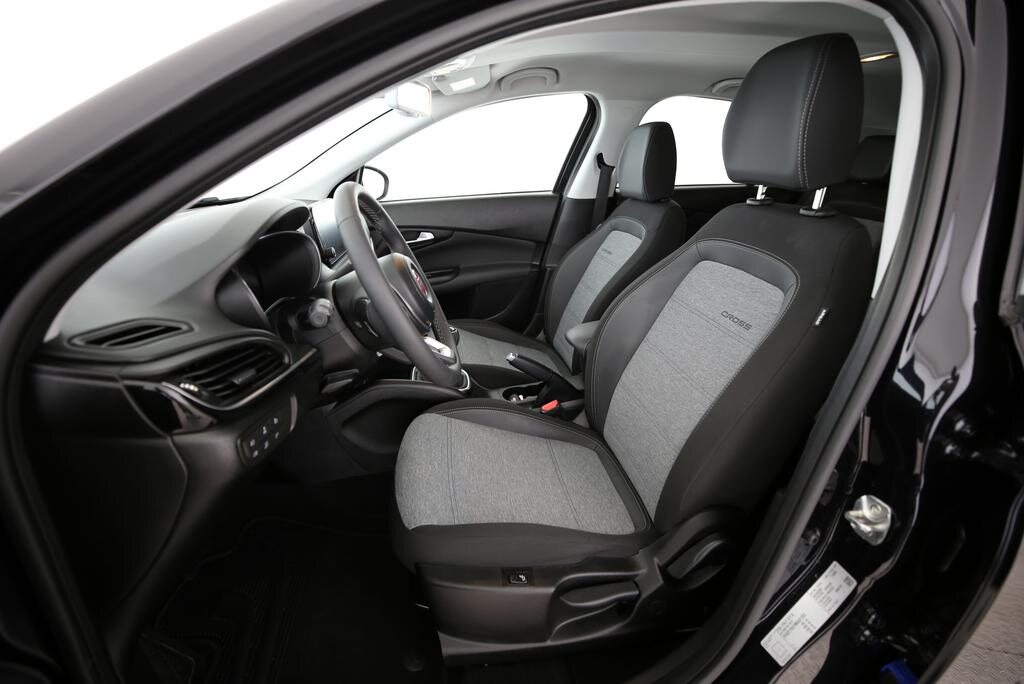 FIAT Tipo 1.0 T3 Cross, Benzin, Occasion / Gebraucht, Handschaltung - 4