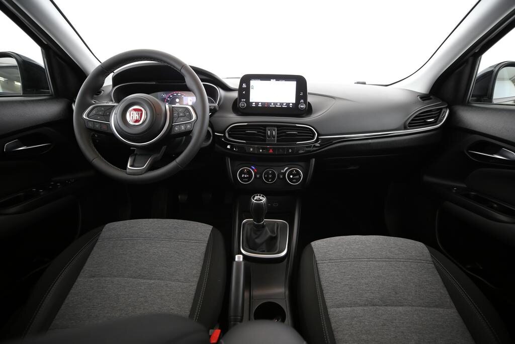 FIAT Tipo 1.0 T3 Cross, Benzin, Occasion / Gebraucht, Handschaltung - 5