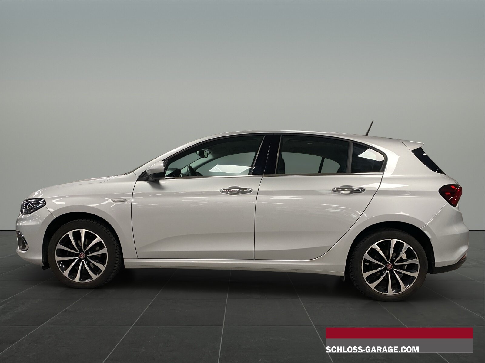 FIAT TIPO HB 1.6 MultiJet 120, Diesel, Second hand / Used, Automatic - 2