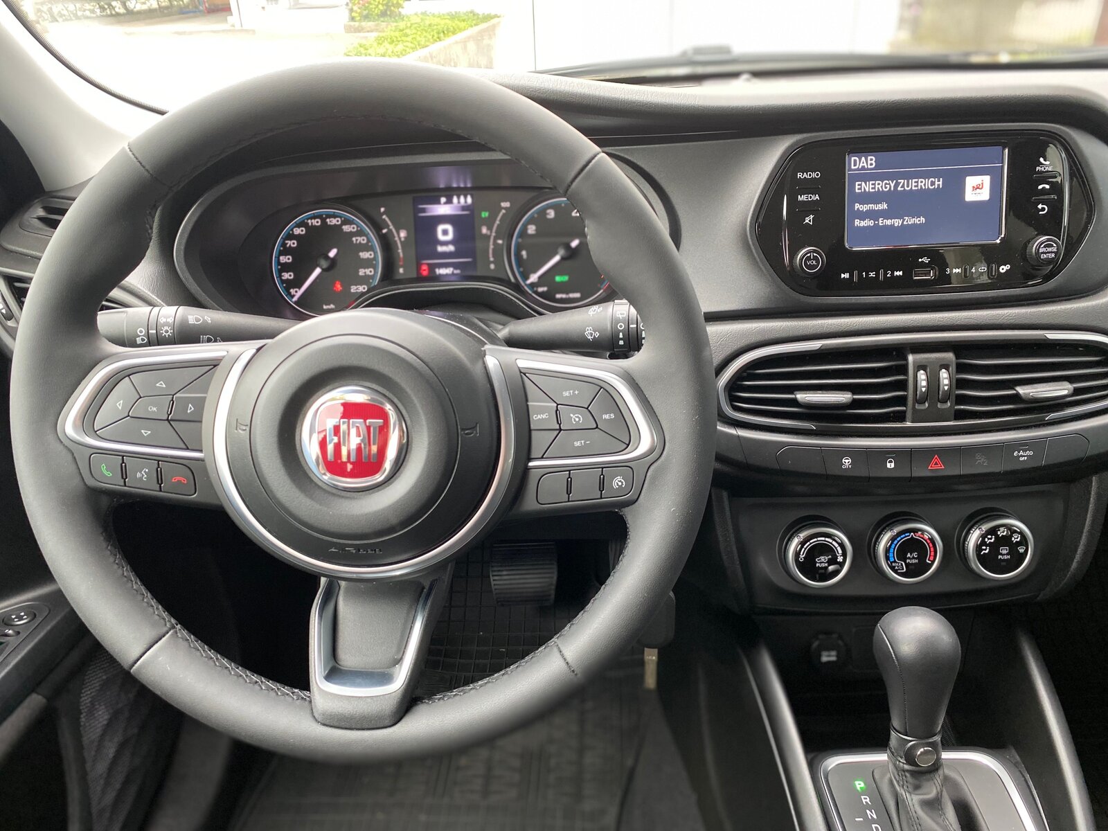 FIAT Tipo Hybrid 1.5 Cult, Mild-Hybrid Benzin/Elektro, Occasion / Gebraucht, Automatik - 6