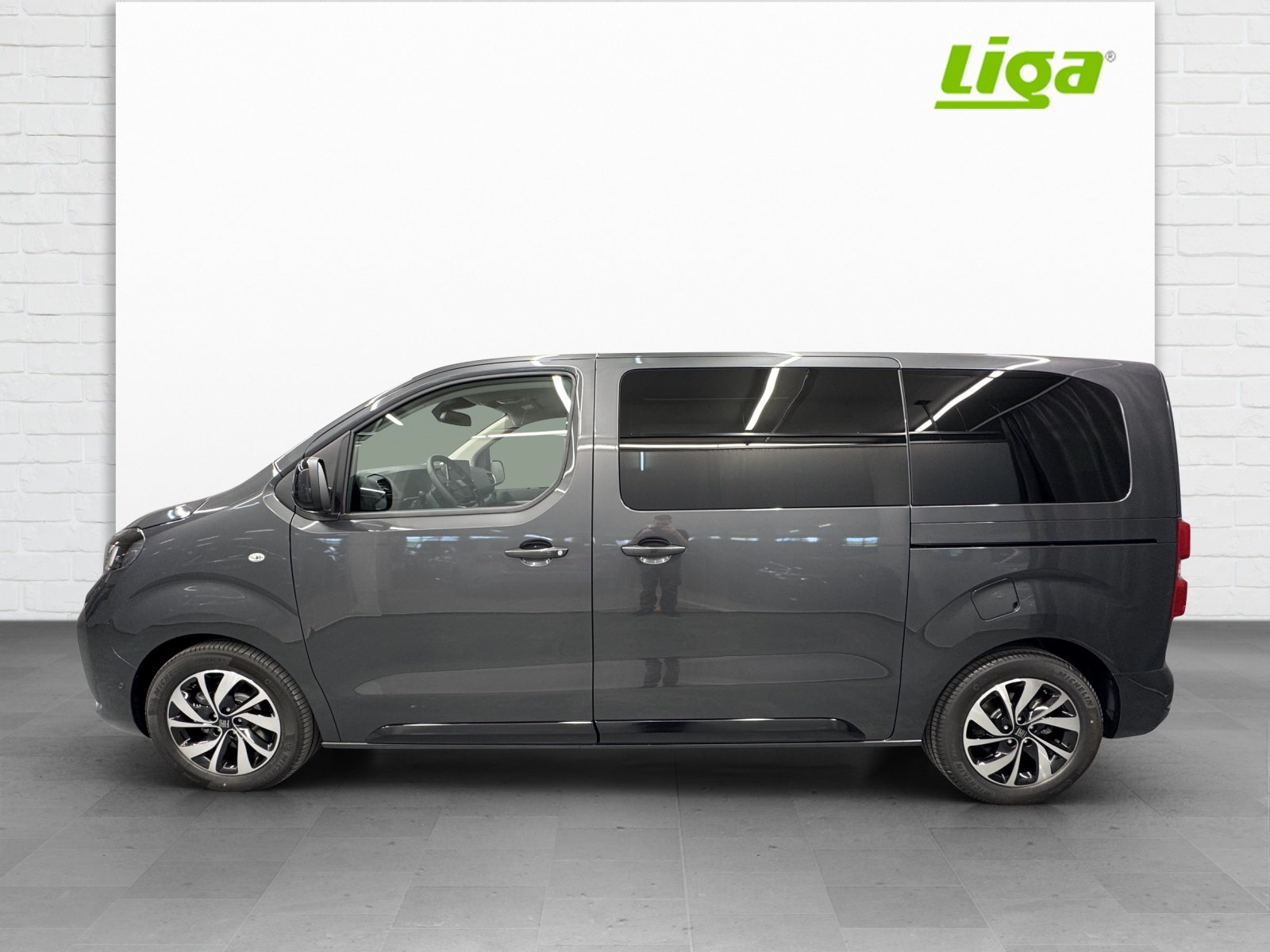 FIAT Ulysse L2 2.2 BlueHDI VIP, Diesel, New car, Automatic - 3