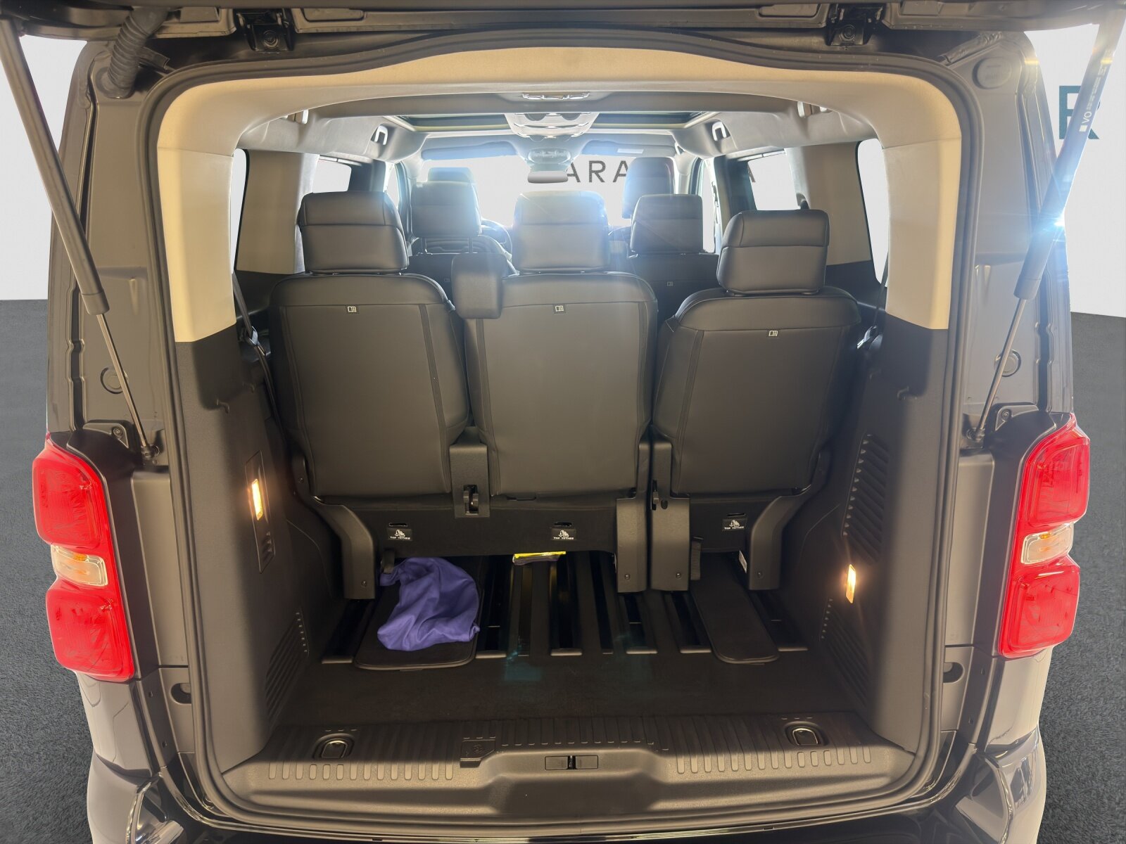 FIAT ULYSSE 2.2 BlueHDI VIP, Diesel, Neuwagen, Automatik - 7
