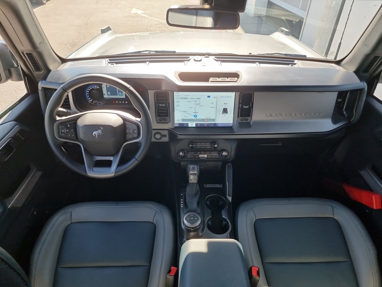 FORD Bronco 2.7 V6 Outer Banks, Essence, Voiture nouvelle, Automatique - 6