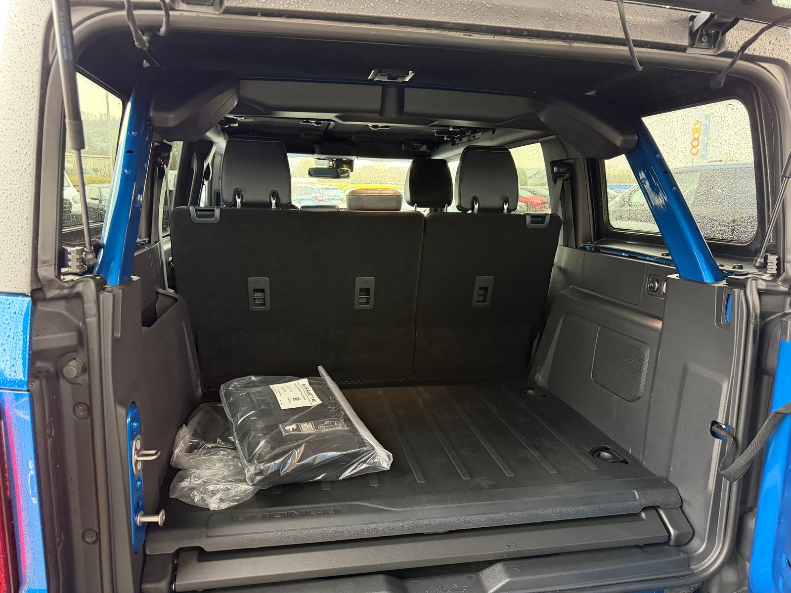 FORD Bronco 2.7 EcoB Outer Banks 4x4, Petrol, New car, Automatic - 6