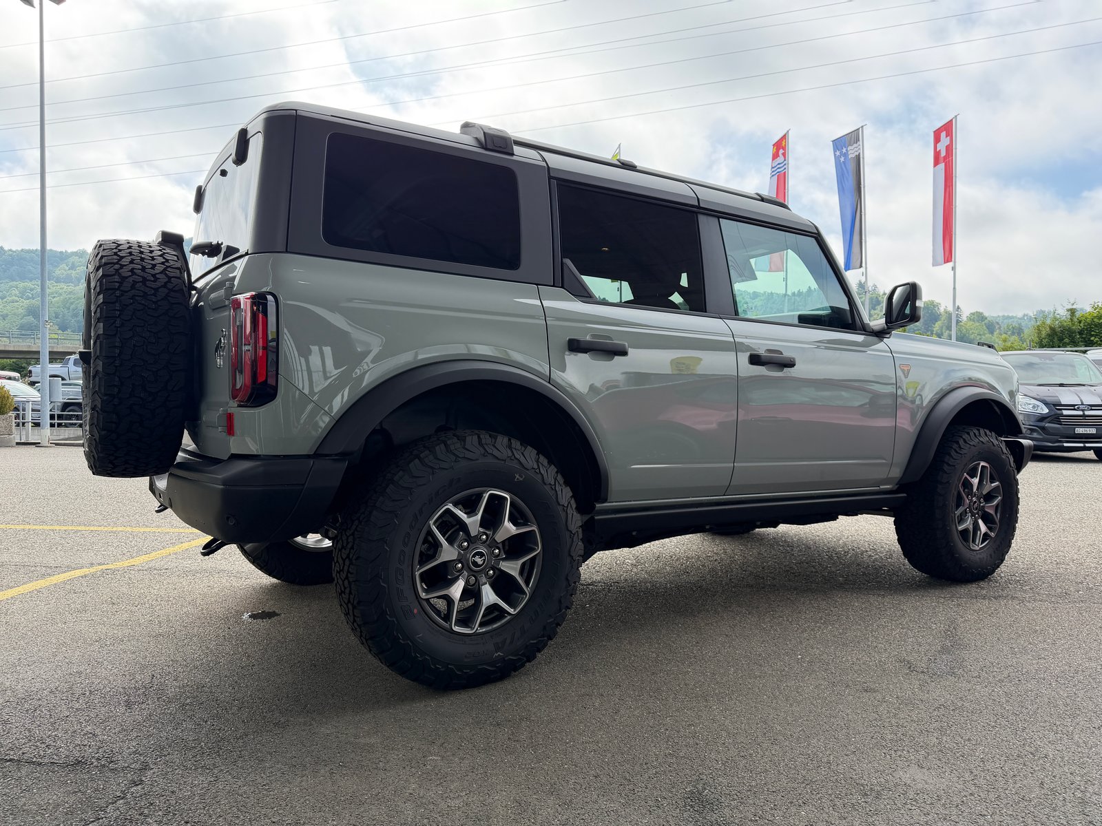 FORD Bronco 2.7 EcoB Badlands e-4WD, Benzin, Neuwagen, Automatik - 6