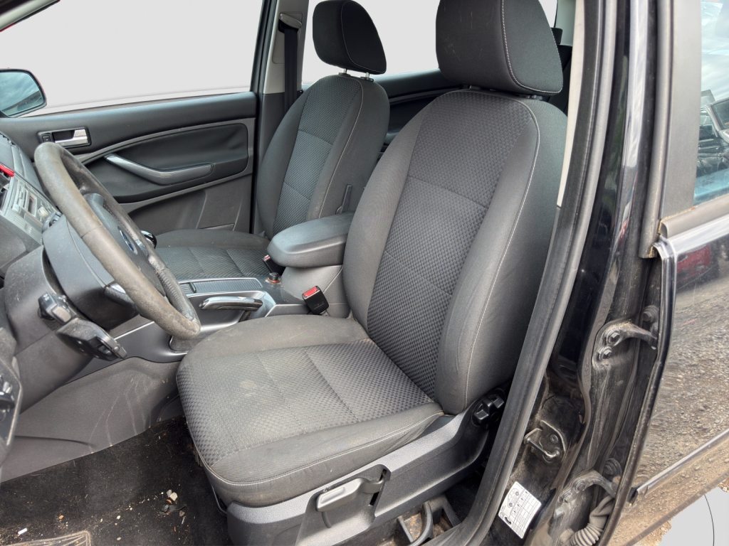 FORD C-MAX 1.8i 16V Carving, Petrol, Second hand / Used, Manual - 4