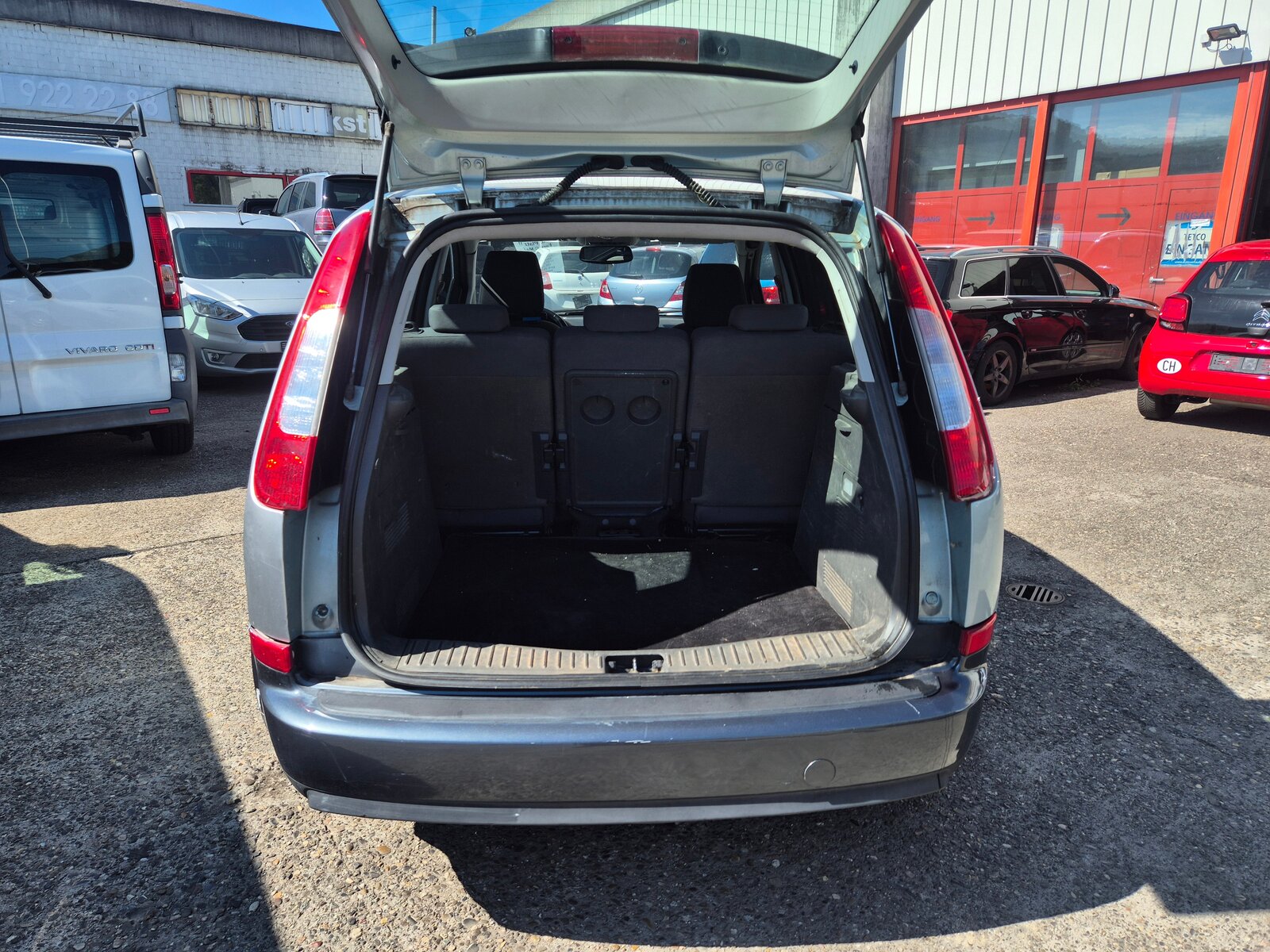 FORD C-Max 1.8 Ambiente, Benzin, Occasion / Gebraucht, Handschaltung - 7