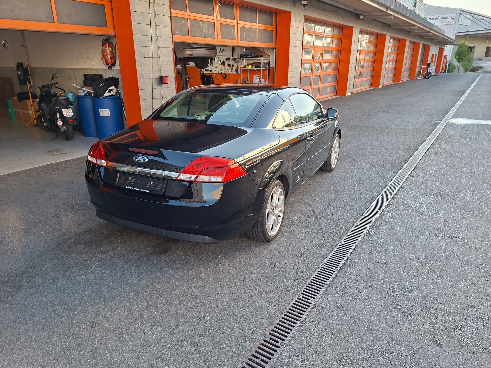 FORD Cabrio, Benzin, Occasion / Gebraucht, Handschaltung - 4