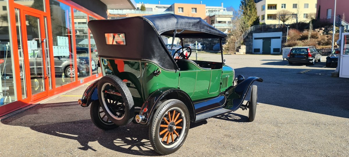 FORD Model T auch Lizzy Dick und Doof, Essence, Voiture de collection, Manuelle - 4