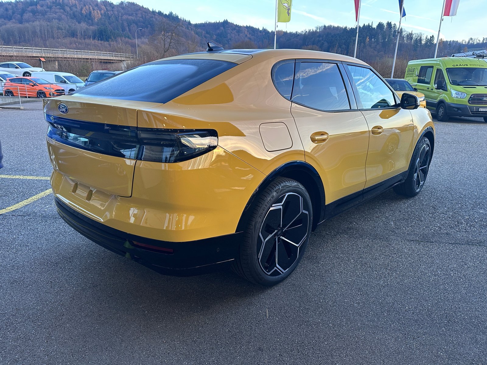 FORD Capri Elektro 79kWh Dual Extended Range Premium AWD, Electric, New car, Automatic - 7