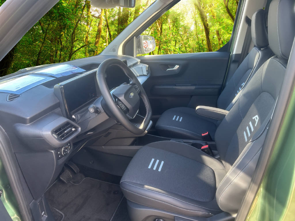 FORD E-Tourneo Courier Active, Elektro, Vorführwagen, Automatik - 6