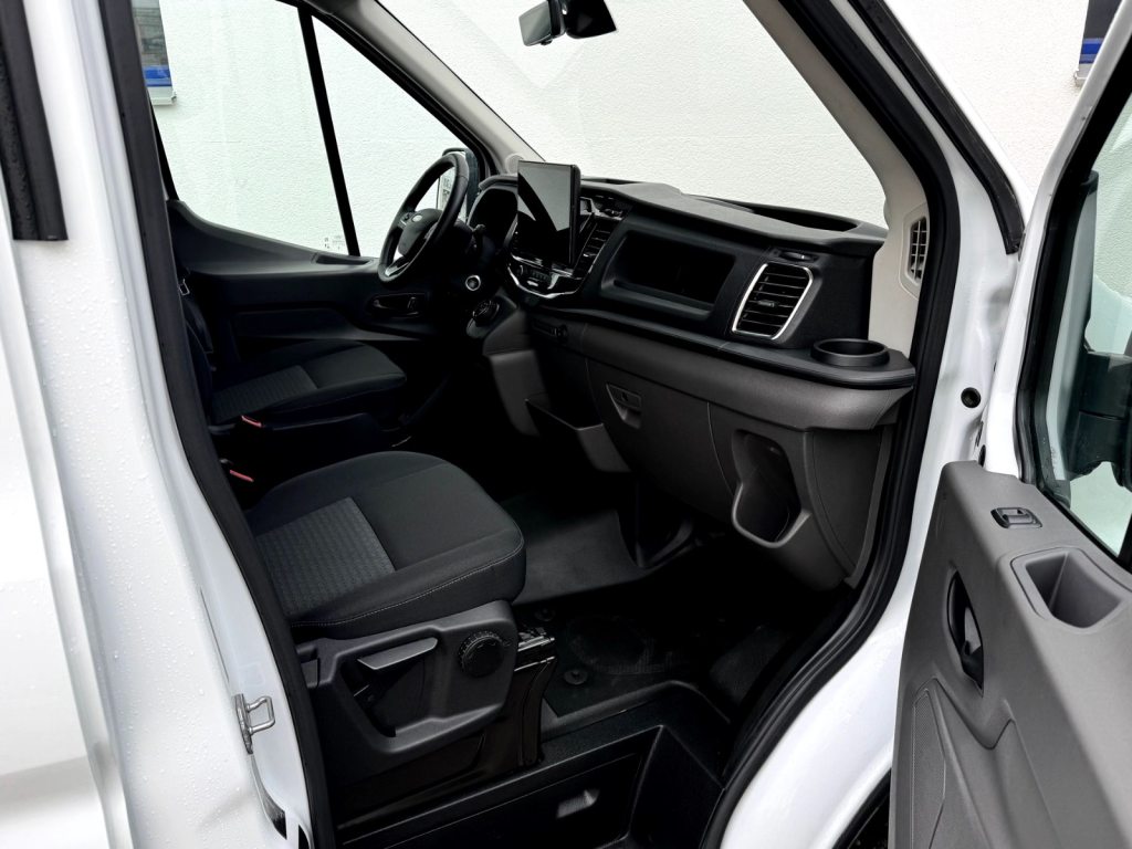 FORD E-Transit Van 390 L2H2 68kWh Trend, Elektro, Occasion / Gebraucht, Automatik - 4